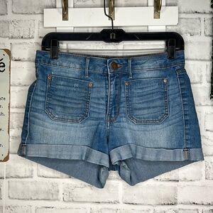 True Freedom Cuffed Jean Shorts Size 7 Medium Large